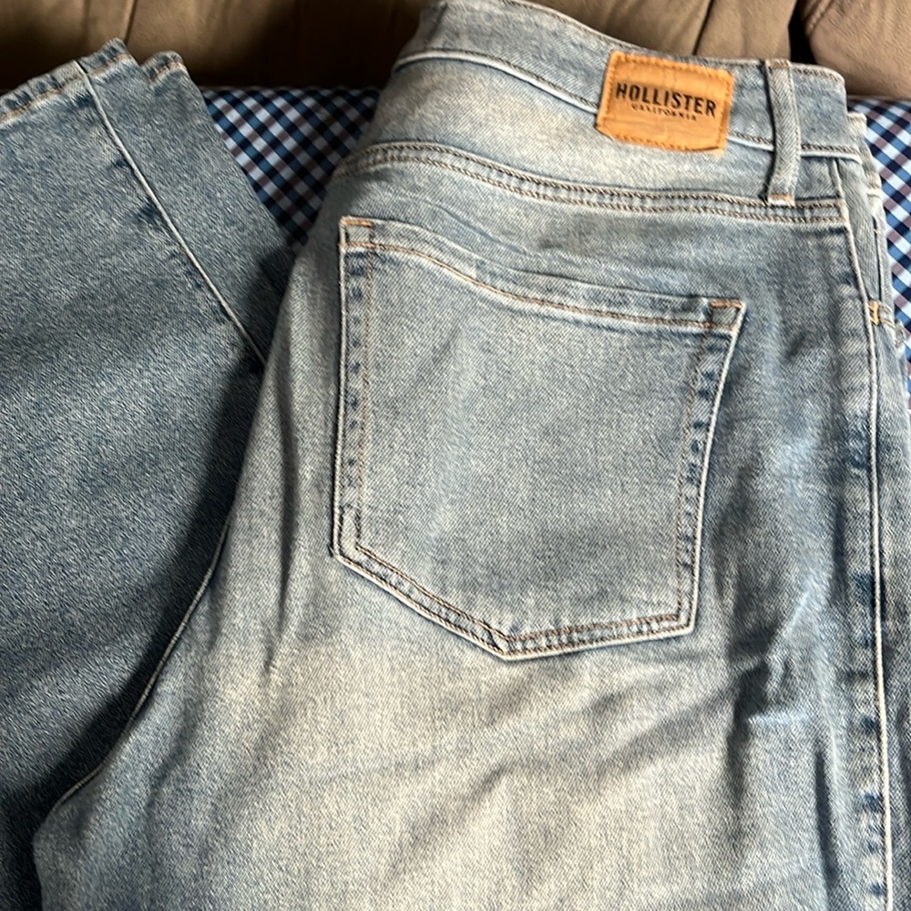 Hollister jeans